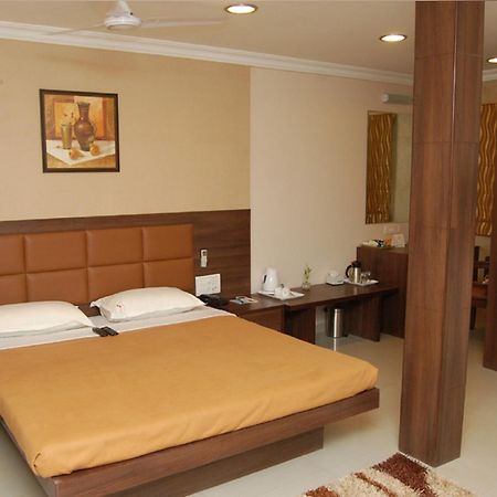 Haredia Hotel Mumbai Exterior foto