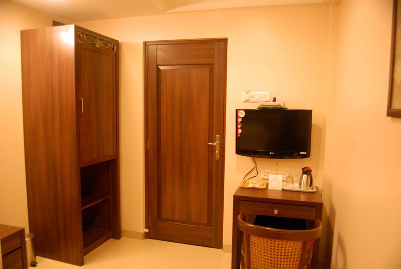 Haredia Hotel Mumbai Exterior foto